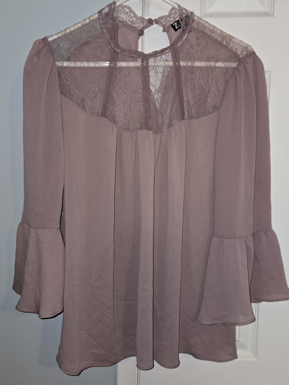 New York & Company Mauve Lace Yoke Bell Sleeve Blouse